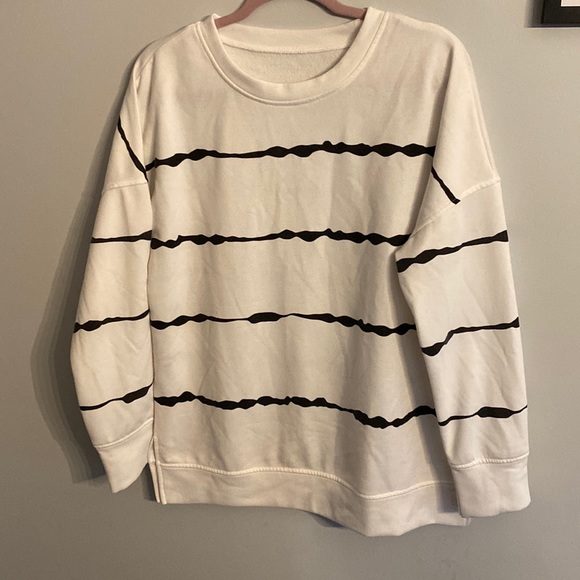 Sweaters - 💙2/$15 or 3/$20 - sweater